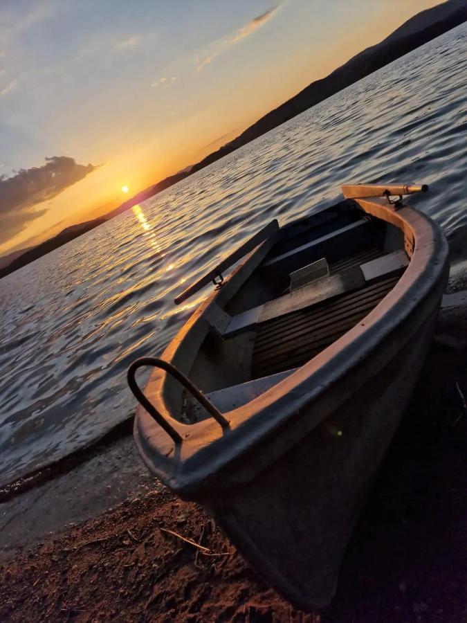 Hobití chatka Lipno Černá v Pošumaví Exterior foto